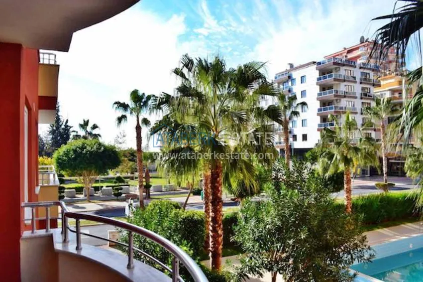 2+1 apartment on the main street in Mahmutlar 7 