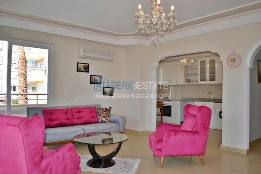 2+1 apartment on the main street in Mahmutlar 13 