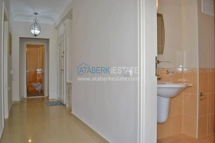 2+1 apartment on the main street in Mahmutlar 14 