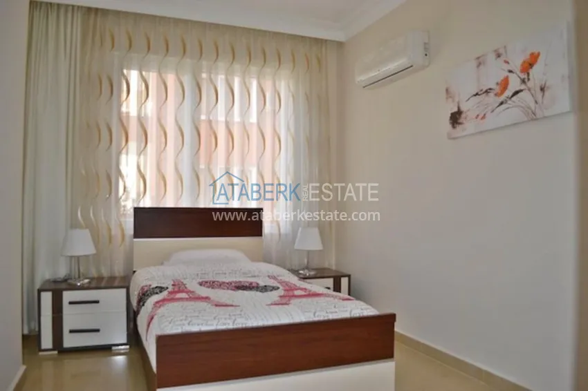 2+1 apartment on the main street in Mahmutlar 16 