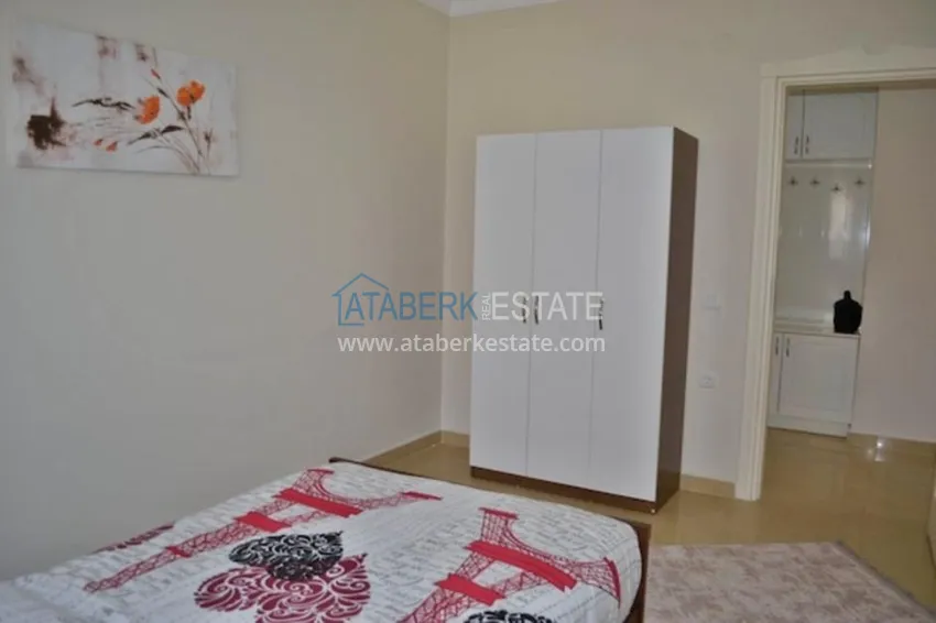 2+1 apartment on the main street in Mahmutlar 17 