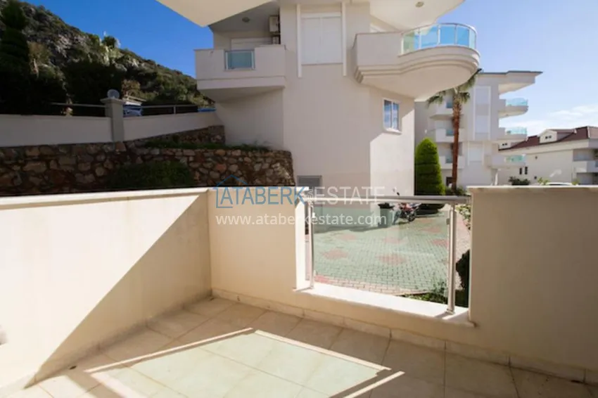 Sea-view apartment 2+1 in a beautiful area 30 