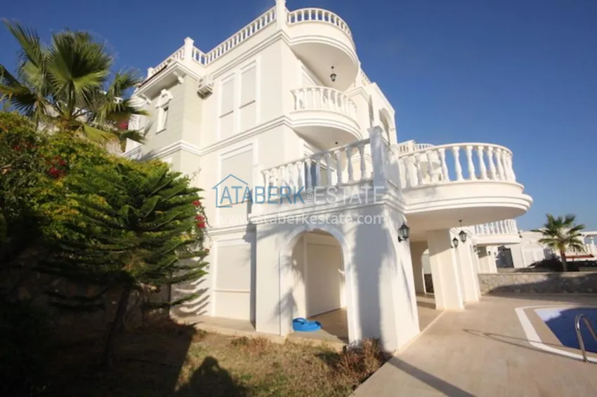 Exclusive villas in the complex by the sea 18 