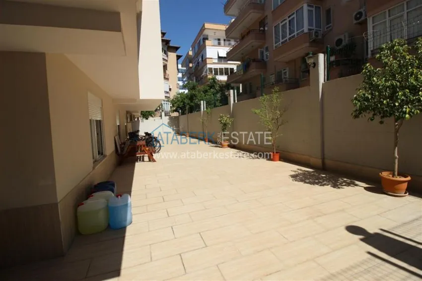 Spacious penthouse on the Cleopatra beach with furniture and appliances! 4 