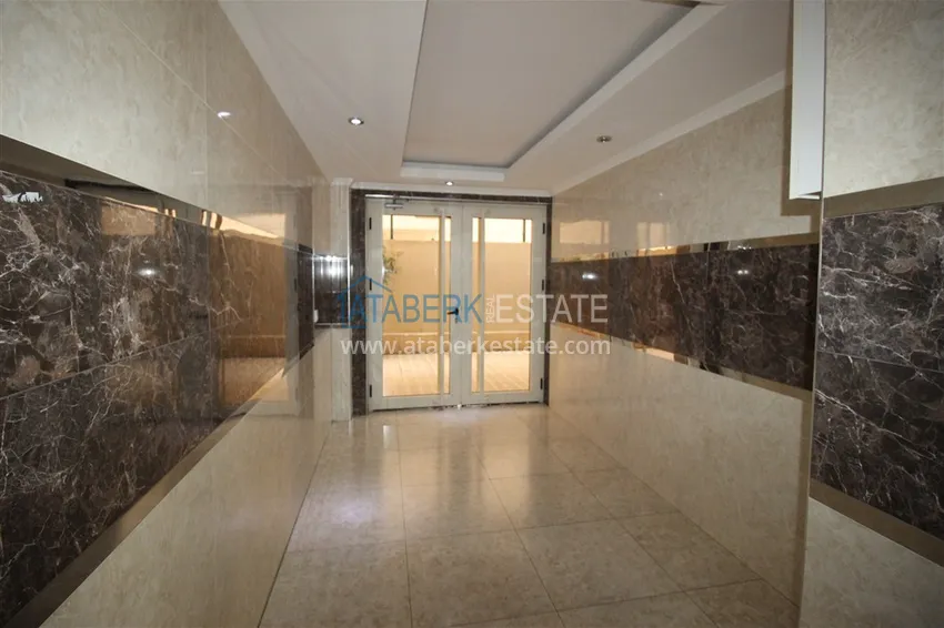 Spacious penthouse on the Cleopatra beach with furniture and appliances! 5 