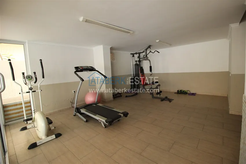 Spacious penthouse on the Cleopatra beach with furniture and appliances! 9 