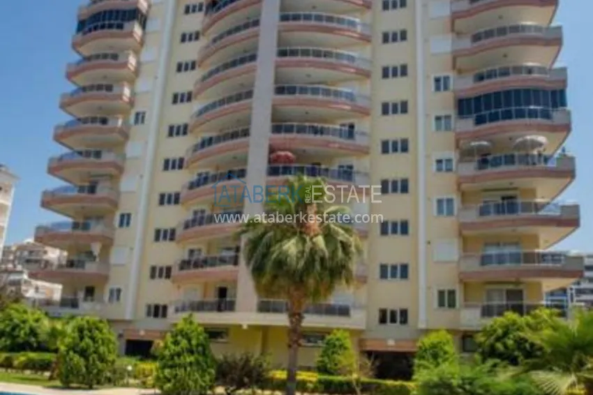 Красивая двухуровневая квартира с собственной сауной и завораживающим видом на море 2 