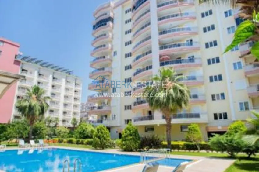 Красивая двухуровневая квартира с собственной сауной и завораживающим видом на море 1 