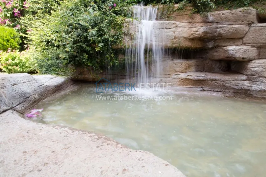 Spacious and comfortable apartment from the owner in a complex with a developed infrastructure 2