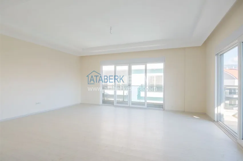 Purchase Villa, located 20 meters from the beach Calis 6 