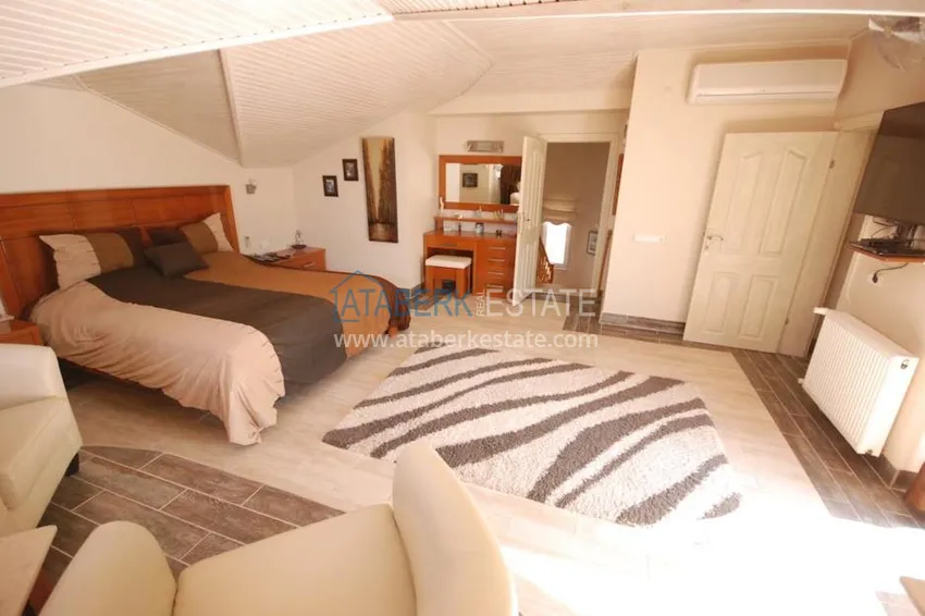 Luxury villa with stunning views of the mountains and the sea! 28 