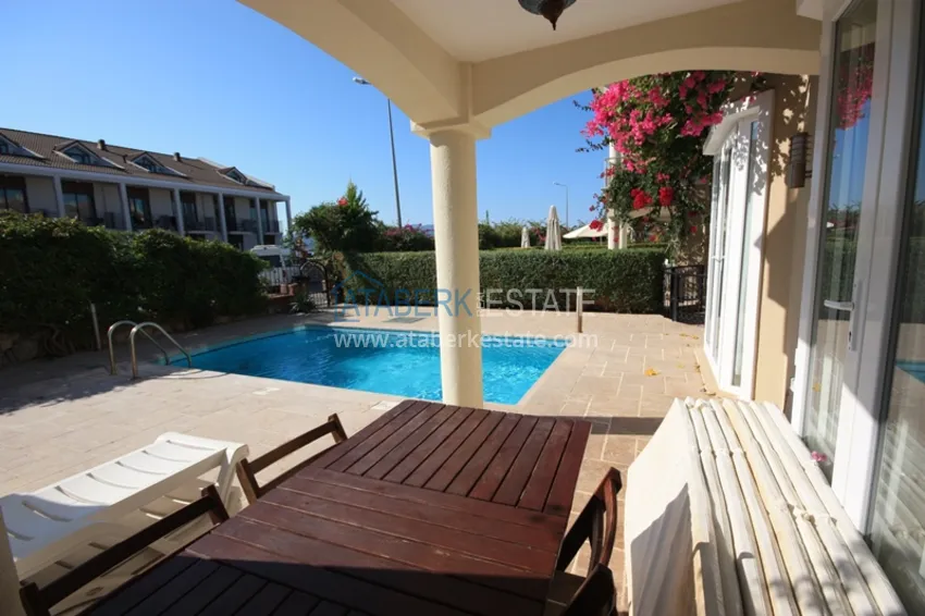 Villa, located 20 meters from the beach Calis 3 