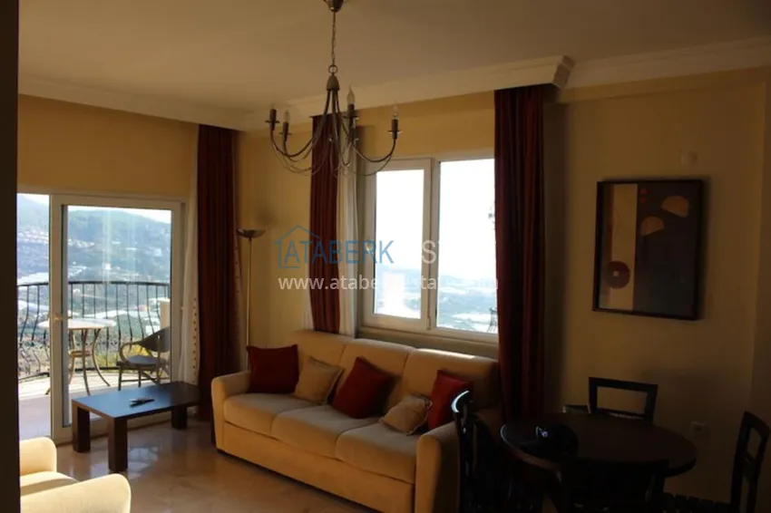 Purchase  Rent a penthouse in the famous 5 star complex in Gold City 1 