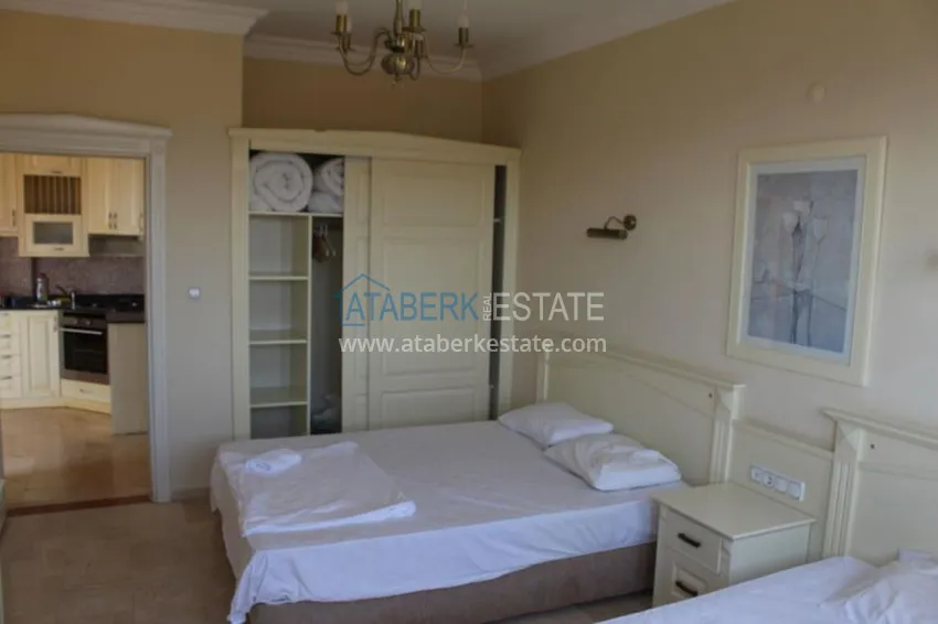 Purchase  Rent a penthouse in the famous 5 star complex in Gold City 4 