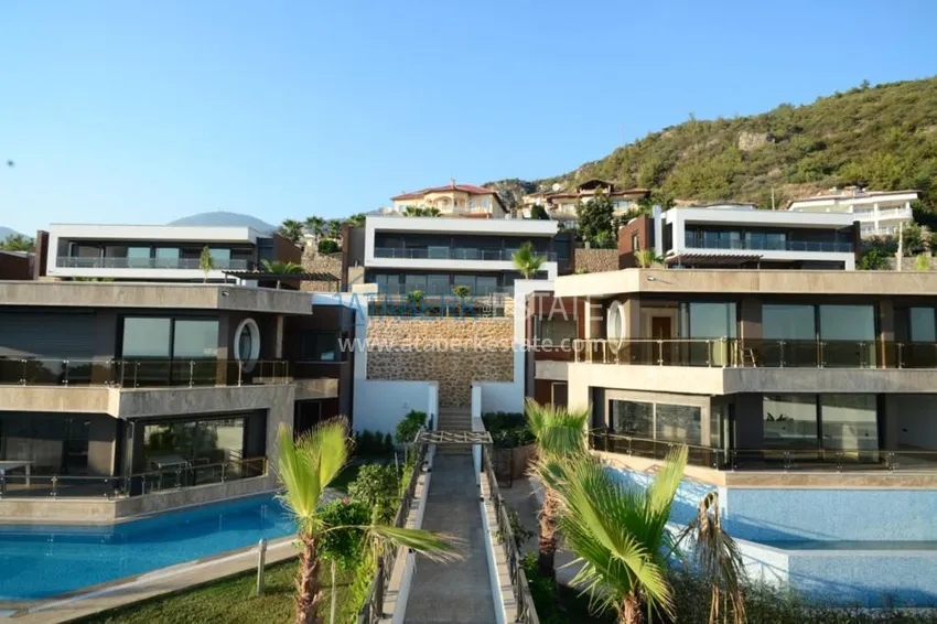 VILLA AND EXCLUSIVE APARTMENTS WITH DIRECT VIEW ON THE MEDITERRANEAN SEA 5 