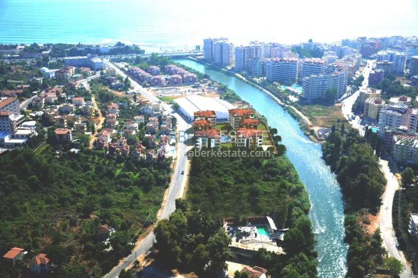 A gorgeous complex, located by the Dim Chai River 4 