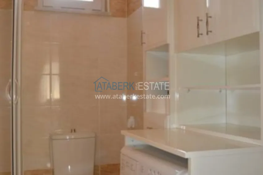 Purchase Villa from the owner with a garden in Kargicak 10 