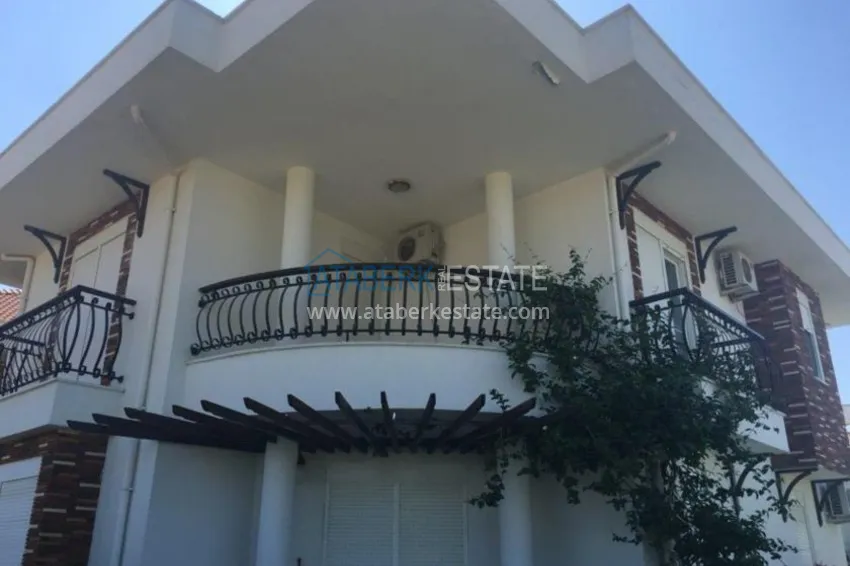 Four bedroom villa, located 900 meters from the sea 4 