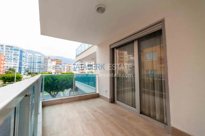 Purchase  Apartment for rent in Mahmutlar in a complex near the sea B6 13 