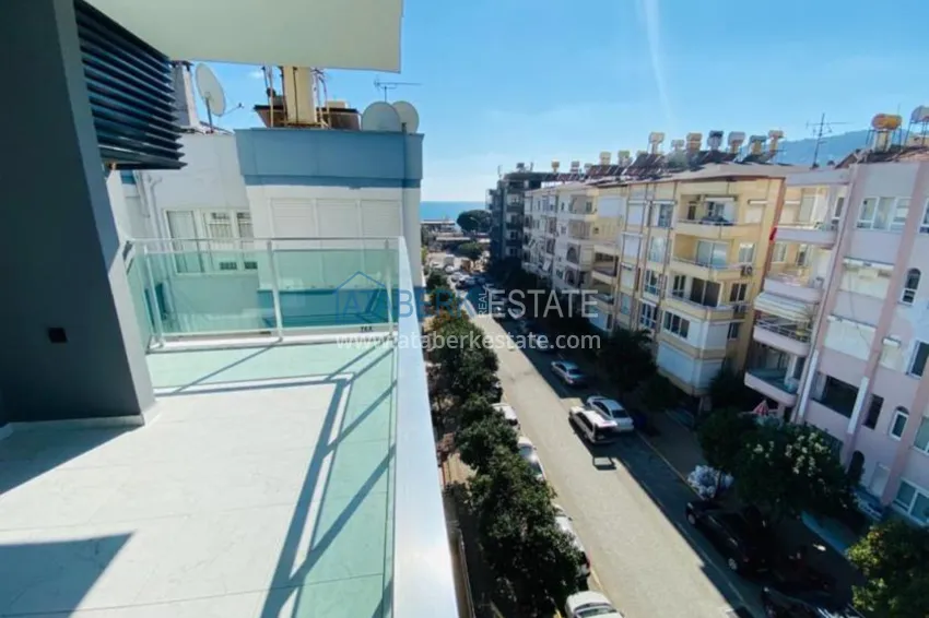 Purchase  Apartment for seasonal rent near the famous Keykubat beach in the very center of the city No. 38 4 