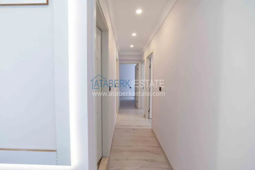 Purchase  Refurbished spacious flat with a separate kitchen  9 