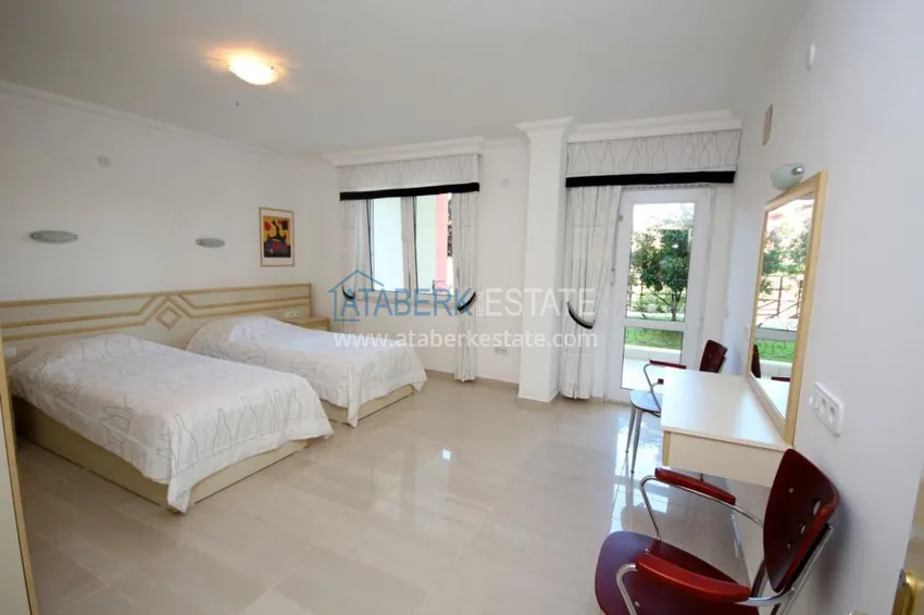 Purchase  Spacious duplex with access to the garden, located 300 meters from the sea in Kestel 3 
