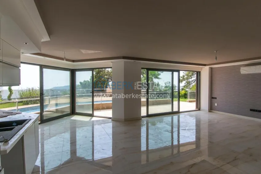 Purchase  VILLA AND EXCLUSIVE APARTMENTS WITH DIRECT VIEW ON THE MEDITERRANEAN SEA 10 