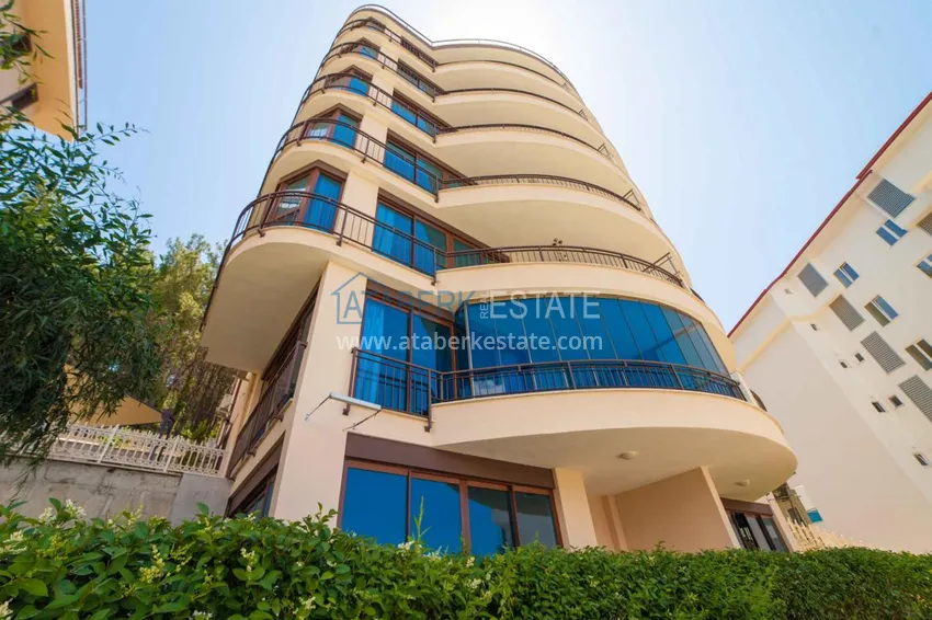 Luxurious duplex apartment with garden access and sea views in Kargicak 15 