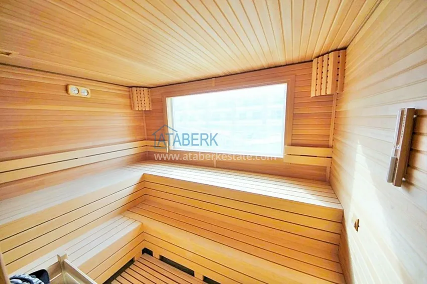 Apartments of various layouts in a luxury complex at prices from the developer in Mahmutlar 31 