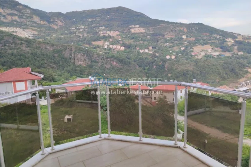 Purchase Complex, overlooking the sea and mountains and located in the mountains 2