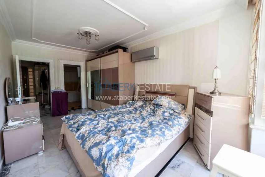 Purchase  Comfortable apartment in the center of Alanya with separate kitchen and furniture 12 