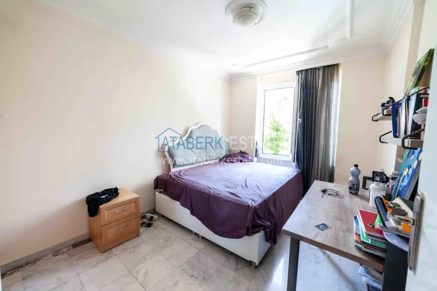 Purchase  Comfortable apartment in the center of Alanya with separate kitchen and furniture 14 