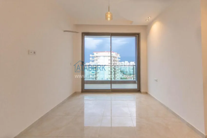 Purchase Furnished penthouse in Mahmutlar with sea view 15 