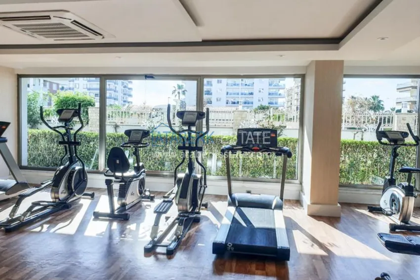 Furnished apartment in Mahmutlar in a luxury complex 25 