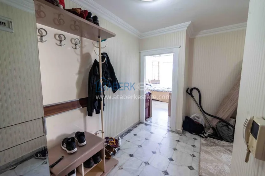 Purchase  Comfortable apartment in the center of Alanya with separate kitchen and furniture 1 