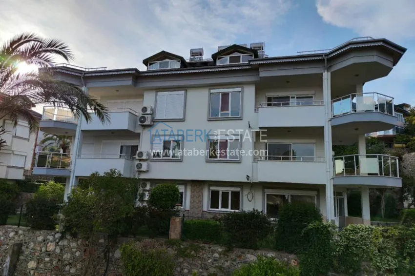Complex, overlooking the sea and mountains and located in the mountains 1
