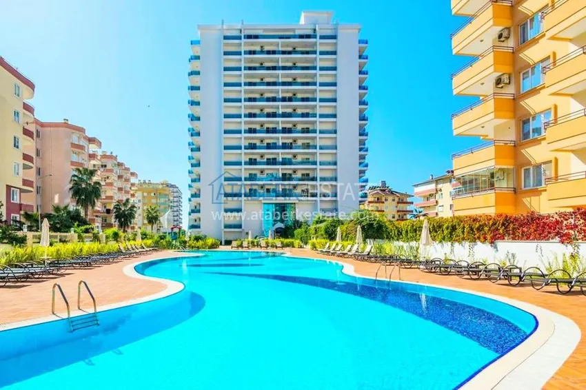 Furnished apartment in Mahmutlar in a luxury complex 1 