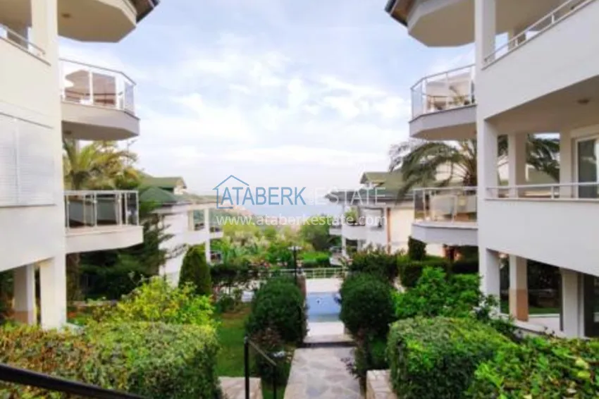 Complex, overlooking the sea and mountains and located in the mountains 4