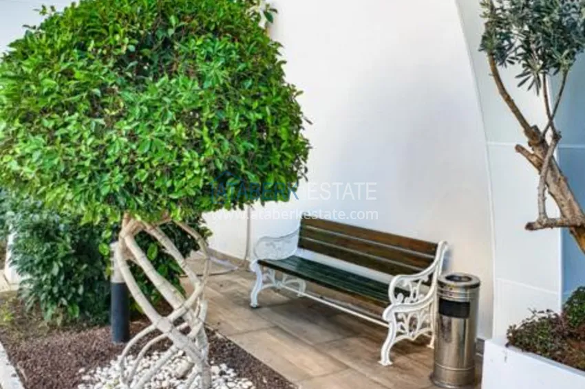 Furnished apartment in Mahmutlar in a luxury complex 9 