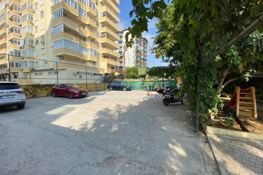 Comfortable apartment in the center of Alanya with separate kitchen and furniture 6 