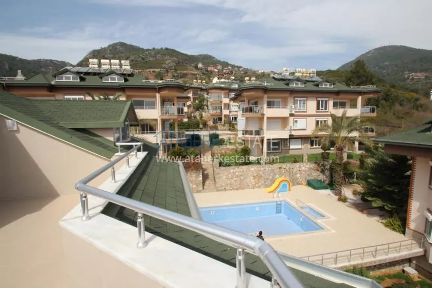 Purchase Complex, overlooking the sea and mountains and located in the mountains 16