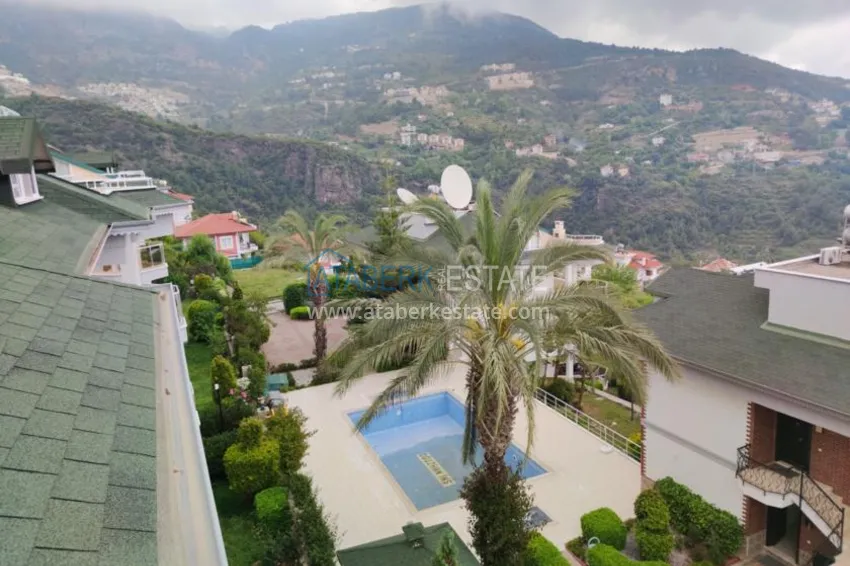 Purchase Complex, overlooking the sea and mountains and located in the mountains 19