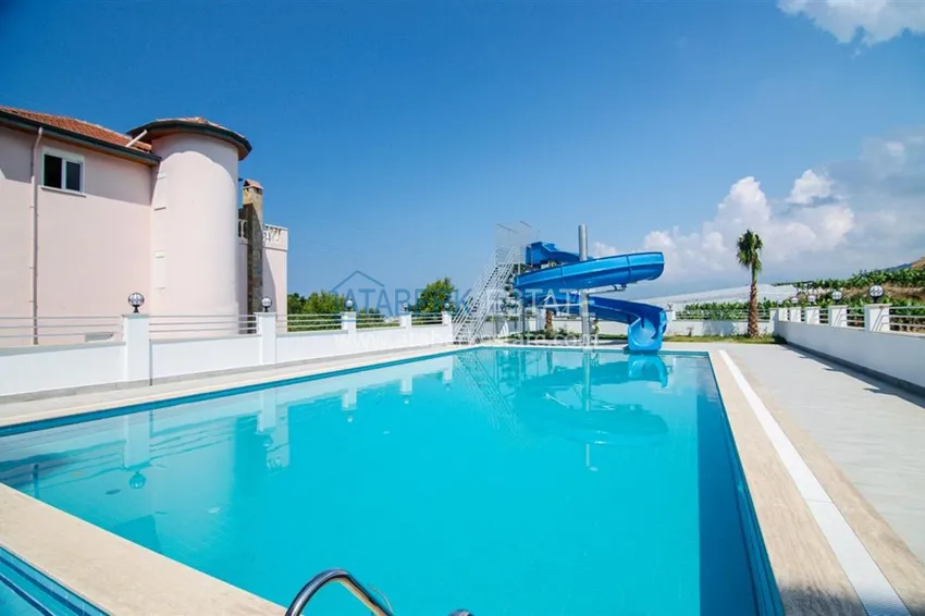 New complex under construction in Mahmutlar! 13 