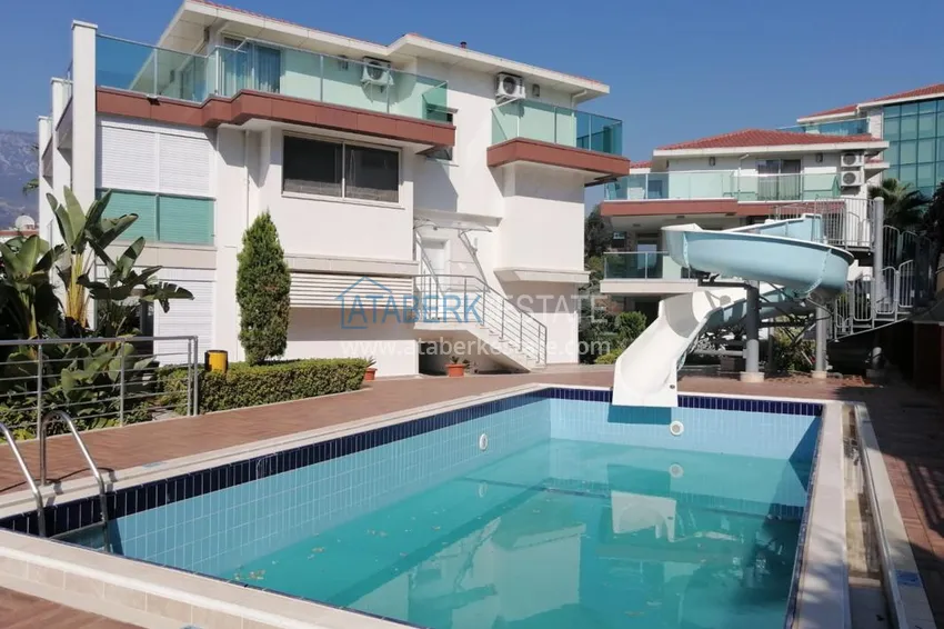 Duplex penthouse in Kargicak with furniture from the owner 14 