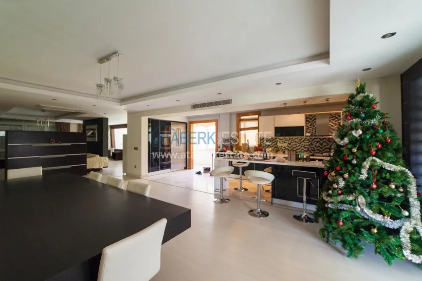 Purchase  Rent a villa in Mahmutlar on the territory of the hotel complex 36 