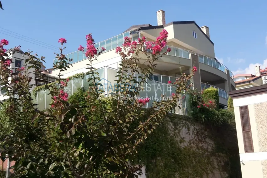 Rent a villa in Mahmutlar on the territory of the hotel complex 9 