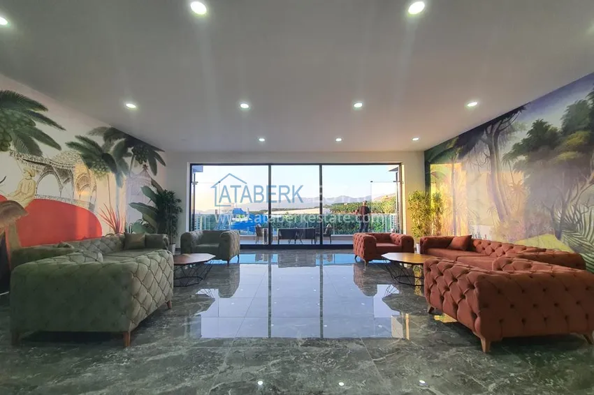 Penthouse apartment with mountain and sea views in Mahmutlar 23 