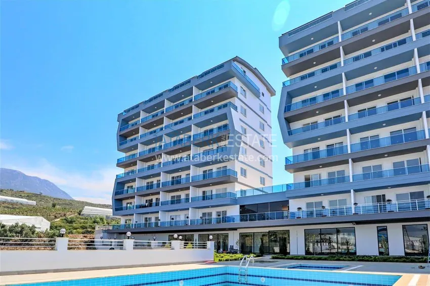 Penthouse apartment with mountain and sea views in Mahmutlar 1 