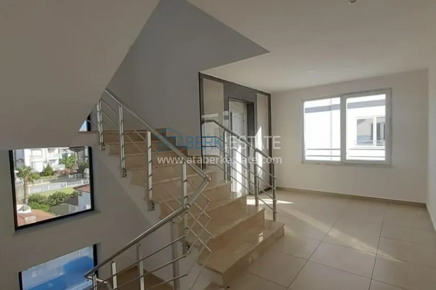 Penthouse apartment with mountain and sea views in Mahmutlar 43 