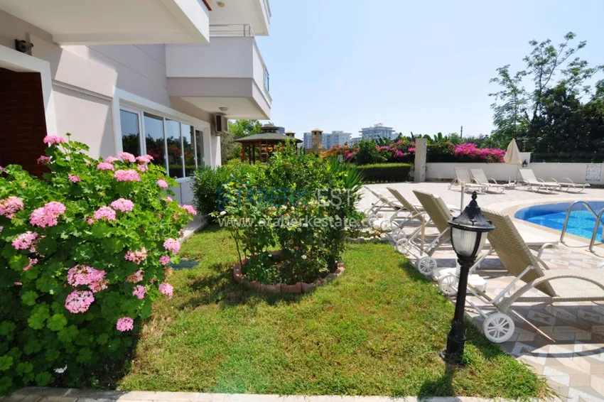 Apartments in Mahmutlar in a residential complex from the developer 10 